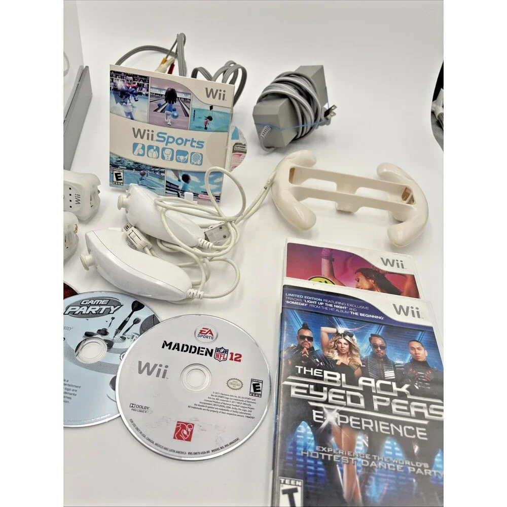 Nintendo Wii RVL-001 White Console Bundle W/All Cables 7 Games Wii Sports Tested